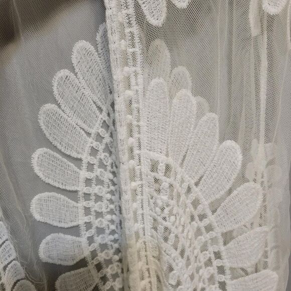 Adiva Women's Med White lace crochet long kimono sheer boho fairy angel festival - Picture 4 of 6